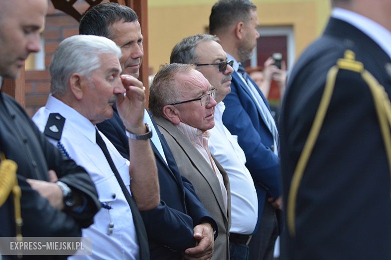 Przekazanie sztandaru strażakom z OSP Głoska