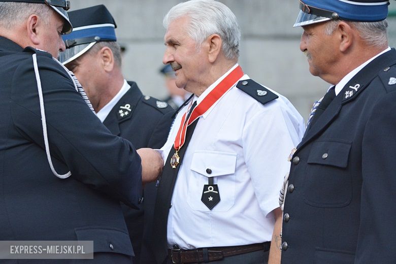 Przekazanie sztandaru strażakom z OSP Głoska