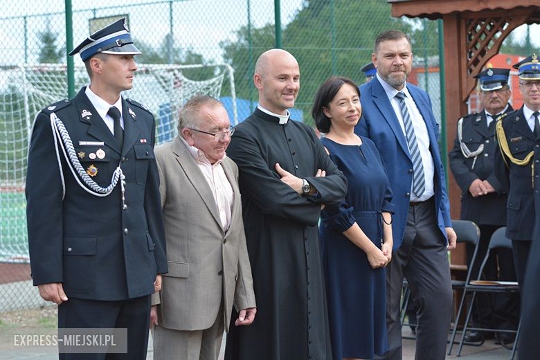 Przekazanie sztandaru strażakom z OSP Głoska
