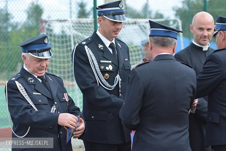Przekazanie sztandaru strażakom z OSP Głoska