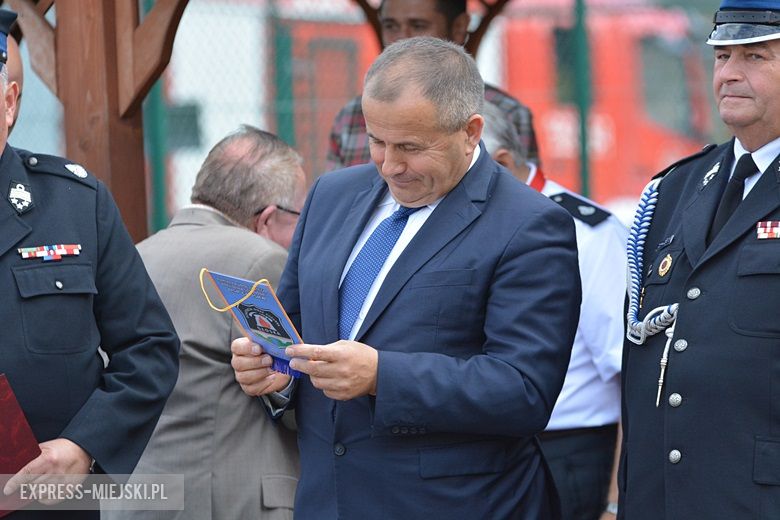 Przekazanie sztandaru strażakom z OSP Głoska