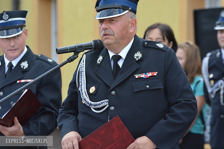 Przekazanie sztandaru strażakom z OSP Głoska