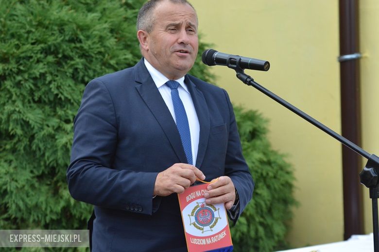 Przekazanie sztandaru strażakom z OSP Głoska