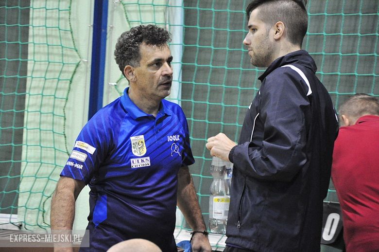 Piątkowy mecz tenisa w Ciechowie