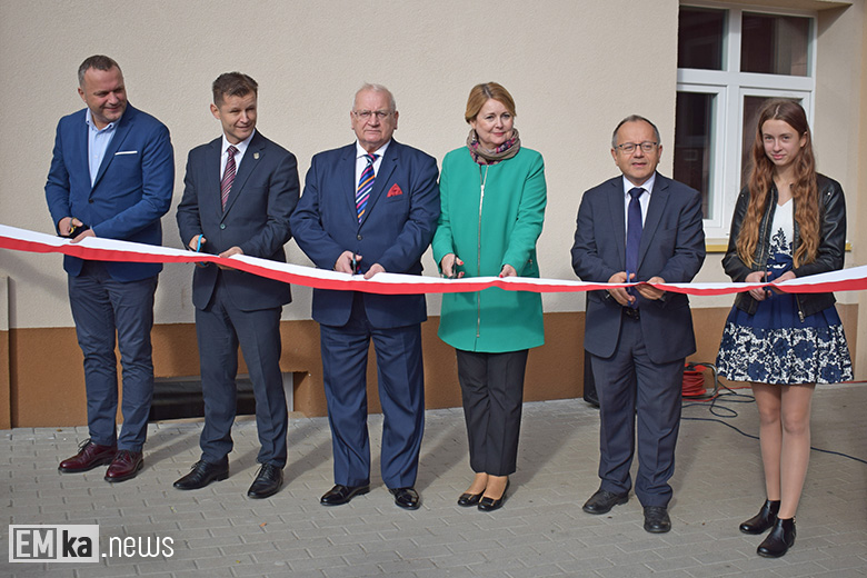 Uroczystości nadania imienia malczyckiej szkole
