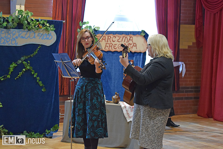 Uroczystości nadania imienia malczyckiej szkole