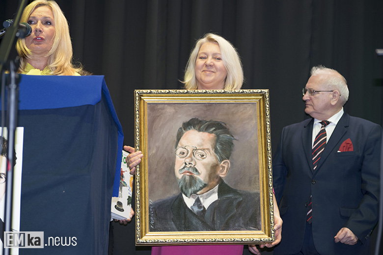 Gala nadania imienia Władysława Stanisława Reymonta Gminnemu Ośrodkowi Kultury w Malczycach