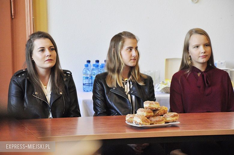 Wręczenie stypendiów w starostwie powiatowym