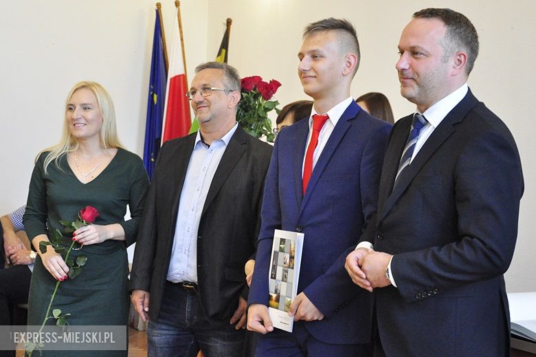 Wręczenie stypendiów w starostwie powiatowym