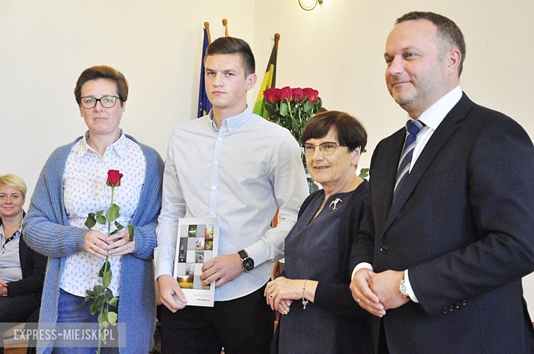 Wręczenie stypendiów w starostwie powiatowym