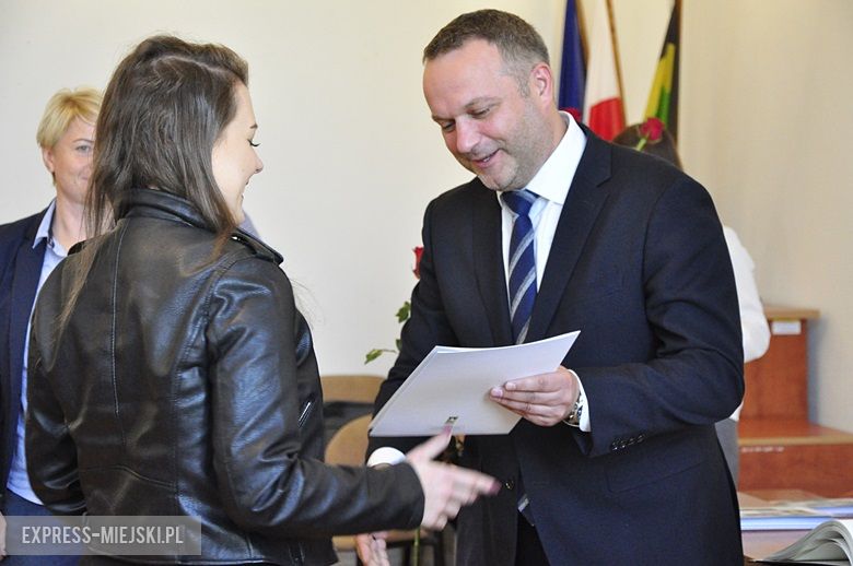 Wręczenie stypendiów w starostwie powiatowym