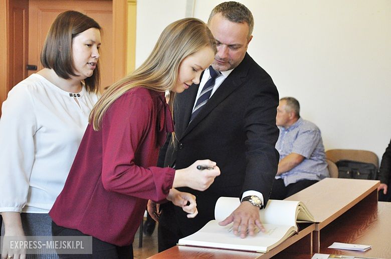 Wręczenie stypendiów w starostwie powiatowym