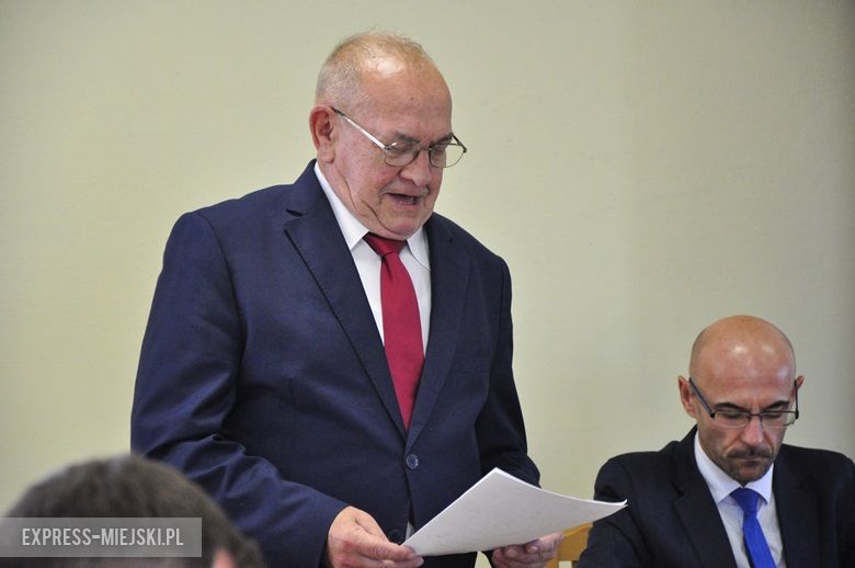 Sesja w Kostomłotach i podziękowanie dla radnych