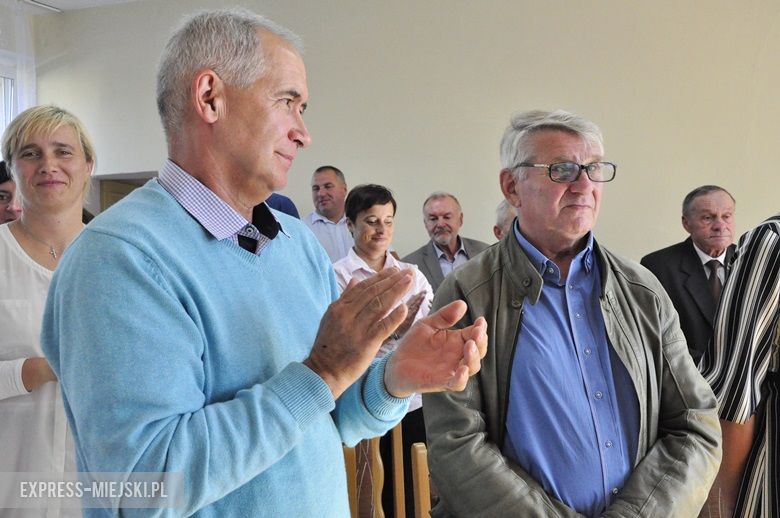 Sesja w Kostomłotach i podziękowanie dla radnych
