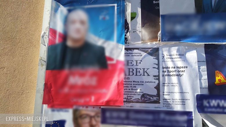 Tablice ogłoszeniowe w Środzie Sląskiej