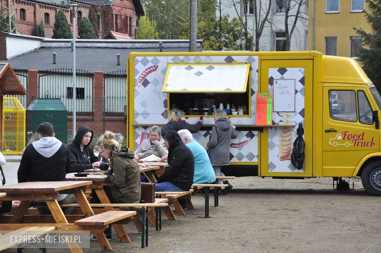 Oficjalne otwarcie targowiska