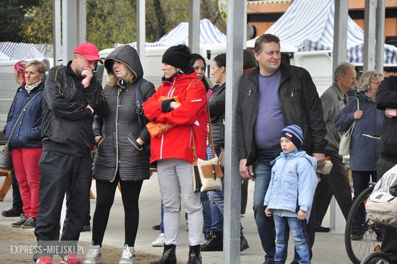 Oficjalne otwarcie targowiska