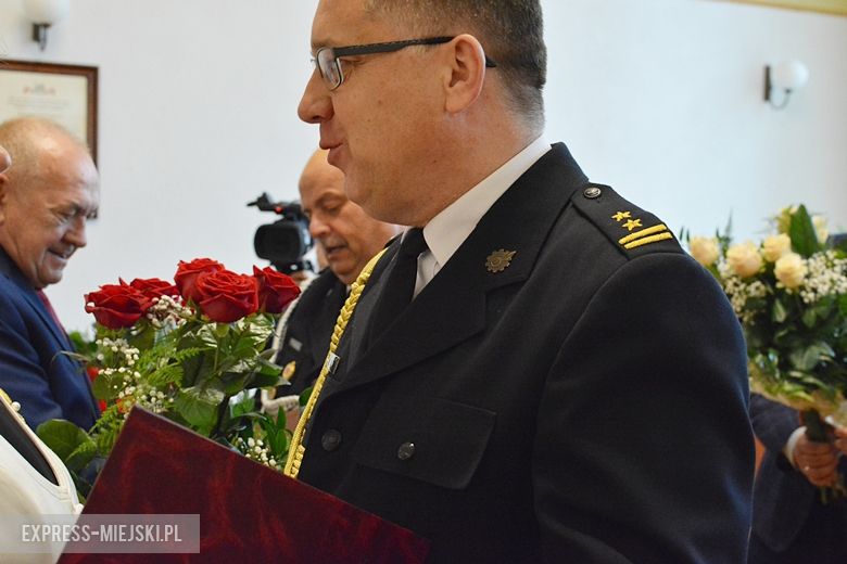 Wręczenie podziękowań wójtom i skarbnikowi