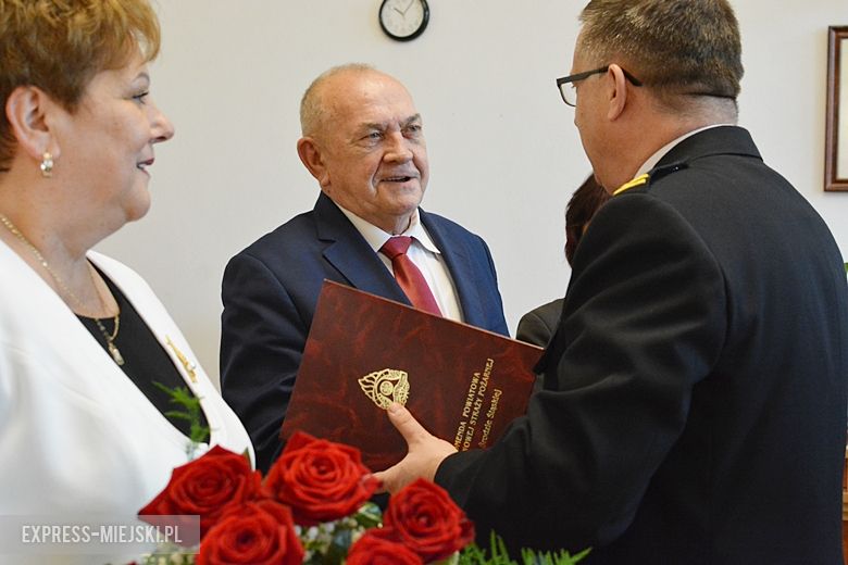 Wręczenie podziękowań wójtom i skarbnikowi