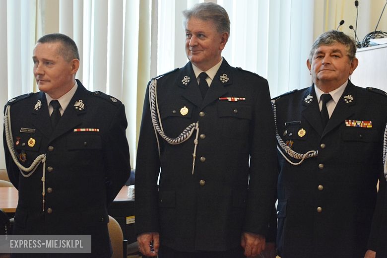 Wręczenie podziękowań wójtom i skarbnikowi