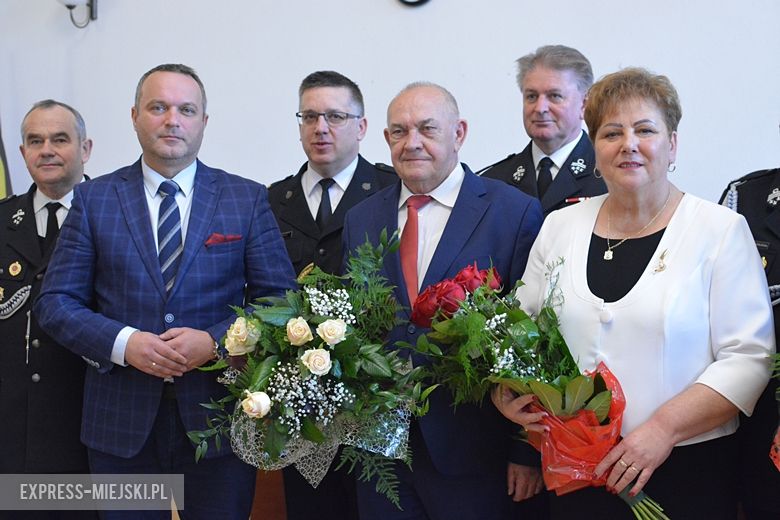 Wręczenie podziękowań wójtom i skarbnikowi