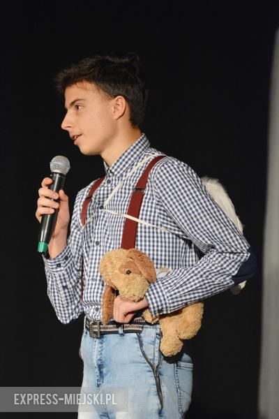 Młodzież przygotowała spektakl "Dziady"