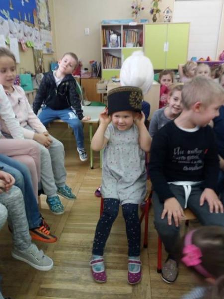 Dzieci w święto Barbórki odwiedził górnik