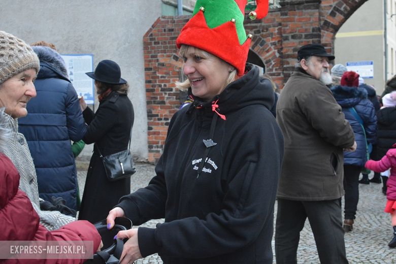 Motocykliści rozdawali dziś słodkości mieszkańcom