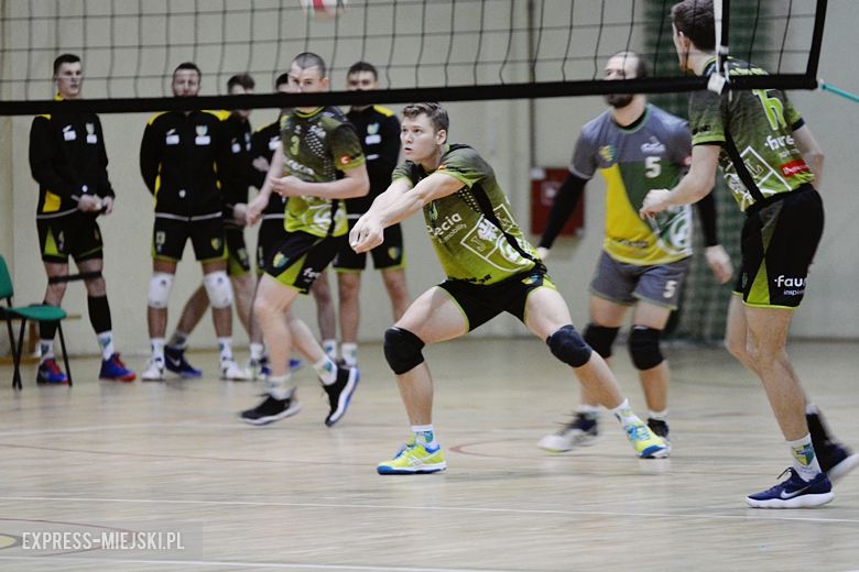 LZS Fiuka Średzianin vs TS Faurecia Volley Jelcz-Laskowice