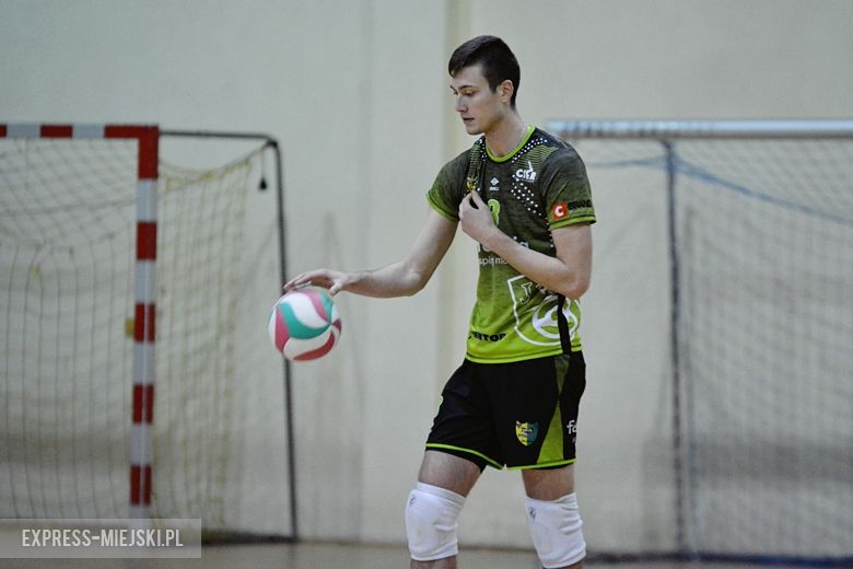 LZS Fiuka Średzianin vs TS Faurecia Volley Jelcz-Laskowice