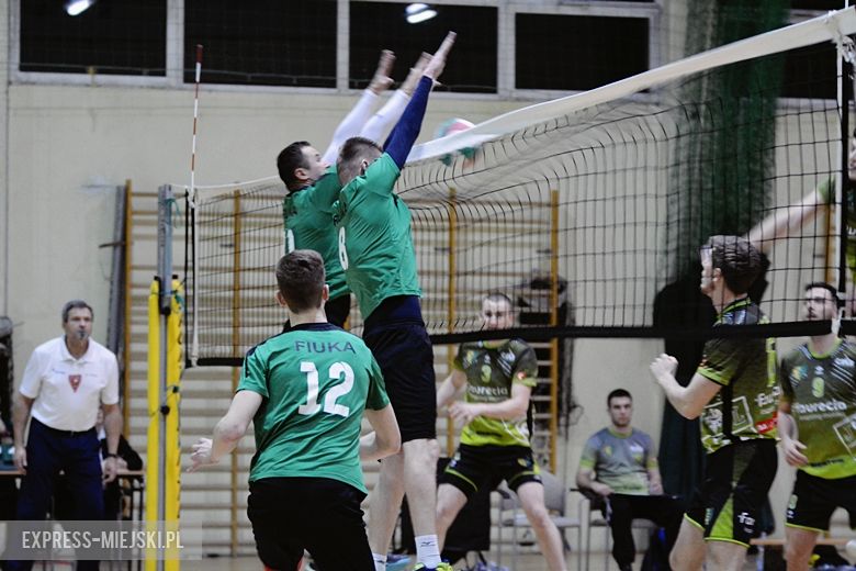 LZS Fiuka Średzianin vs TS Faurecia Volley Jelcz-Laskowice