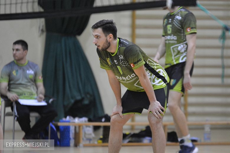 LZS Fiuka Średzianin vs TS Faurecia Volley Jelcz-Laskowice
