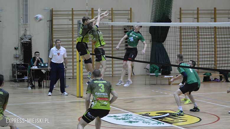 LZS Fiuka Średzianin vs TS Faurecia Volley Jelcz-Laskowice