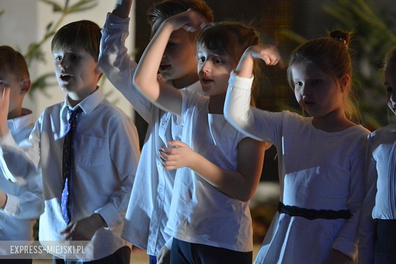 Jasełka w szkole w Szczepanowie