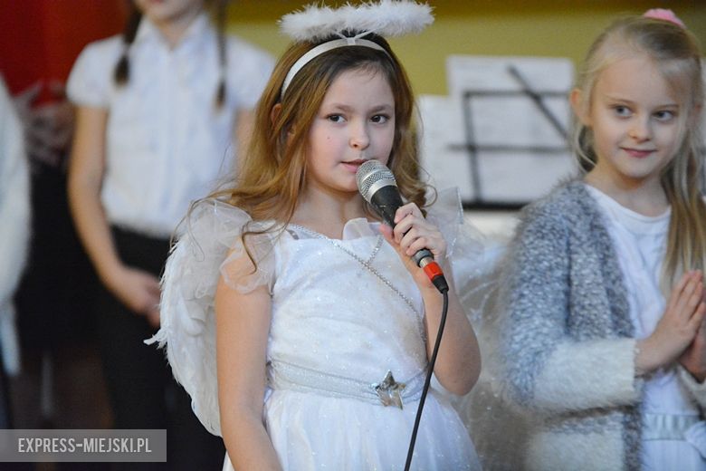 Szkolne Jasełka w Ujeździe Górnym