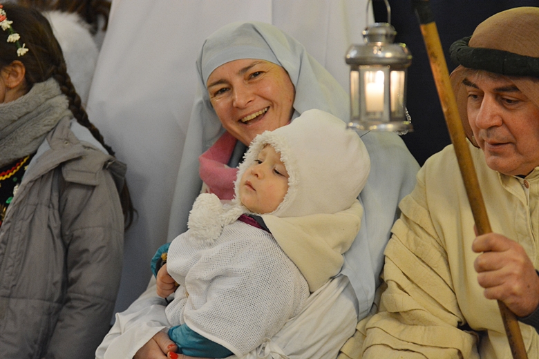 Jasełka w kościele w Krynicznie