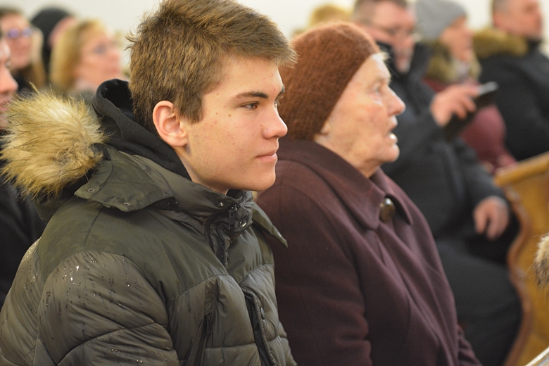 Jasełka w kościele w Krynicznie