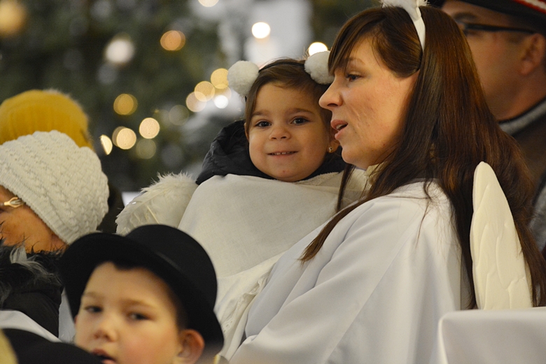 Jasełka w kościele w Krynicznie
