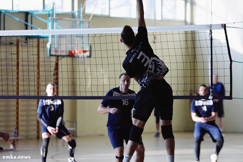  LZS Fiuka Średzianin vs AKS Strzegom 