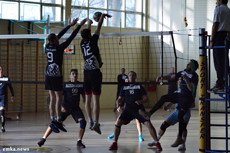  LZS Fiuka Średzianin vs AKS Strzegom 