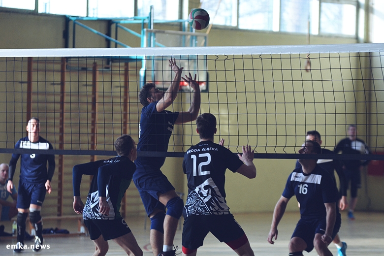  LZS Fiuka Średzianin vs AKS Strzegom 
