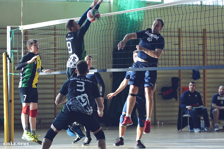  LZS Fiuka Średzianin vs AKS Strzegom 