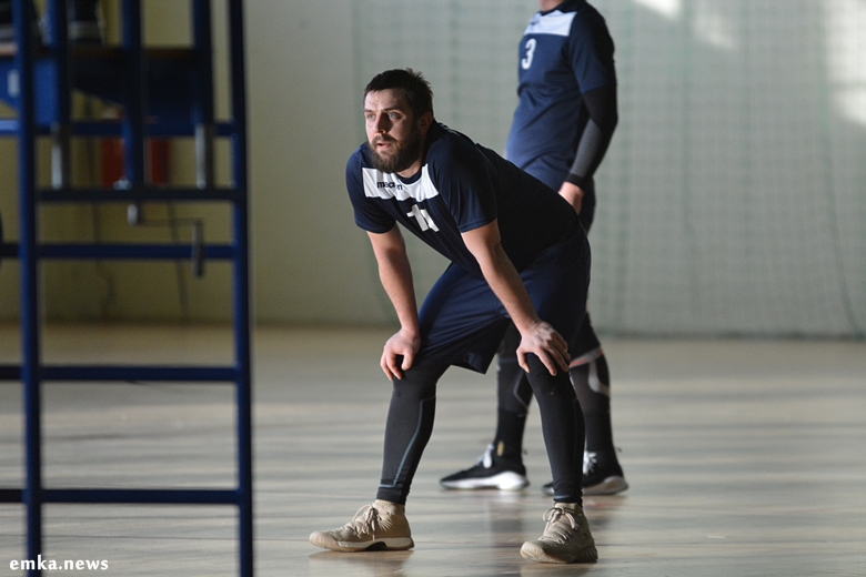  LZS Fiuka Średzianin vs AKS Strzegom 