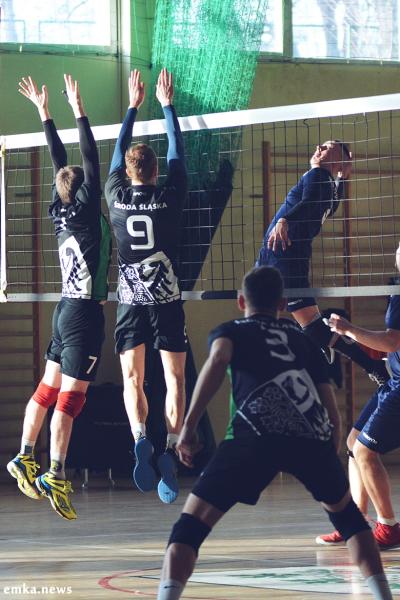  LZS Fiuka Średzianin vs AKS Strzegom 