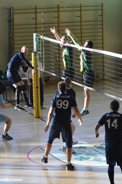  LZS Fiuka Średzianin vs AKS Strzegom 
