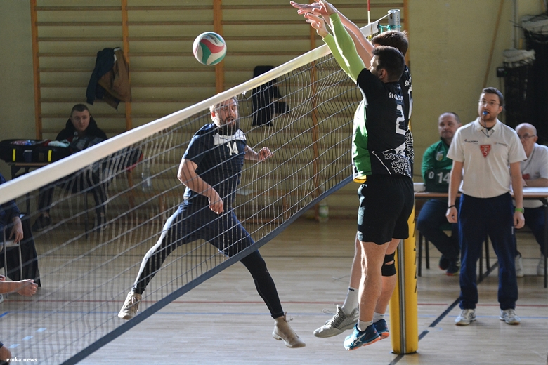  LZS Fiuka Średzianin vs AKS Strzegom 