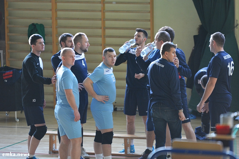  LZS Fiuka Średzianin vs AKS Strzegom 