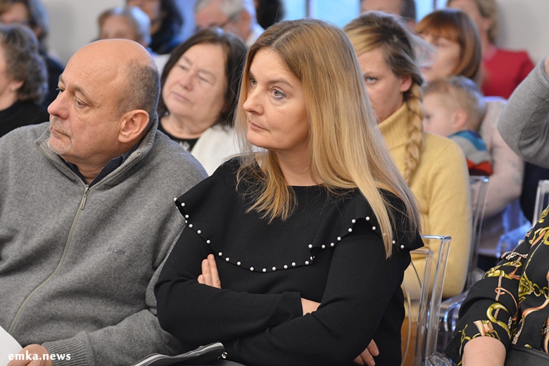 Kolędnicy w Zamku na wodzie w Wojnowicach