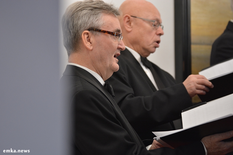 Kolędnicy w Zamku na wodzie w Wojnowicach