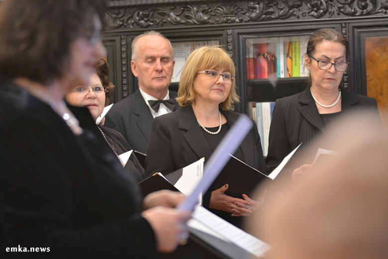 Kolędnicy w Zamku na wodzie w Wojnowicach